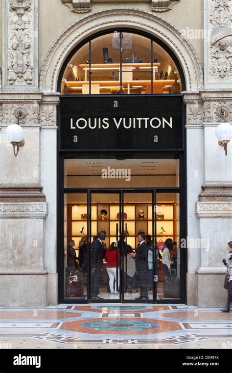 louis vuitton torino|louis vuitton in milan italy.